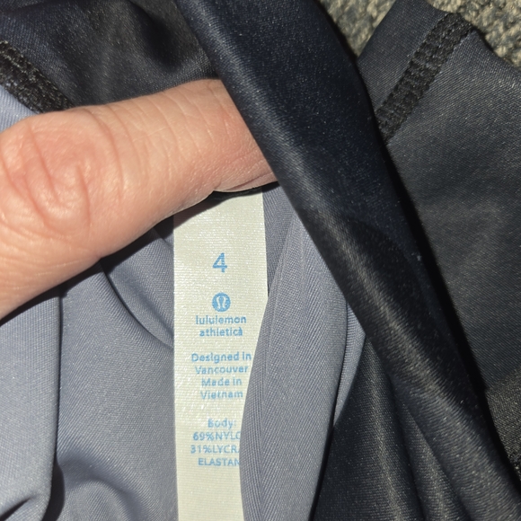 Lululemon Athletica Black Camouflage Leggings - Picture 3 of 3